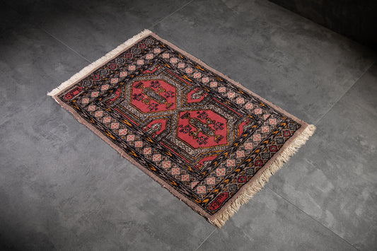 ヴィンテージトライバルラグ 1030×630